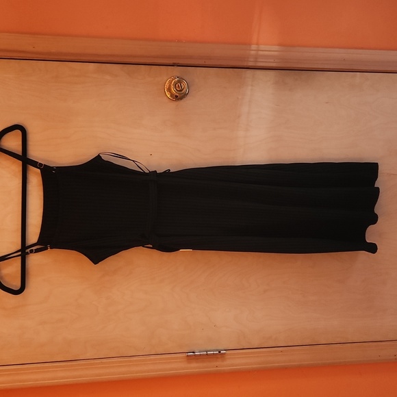 Say What Black Short Sleeves Mid length Con Dress with Belt - Picture 5 of 7